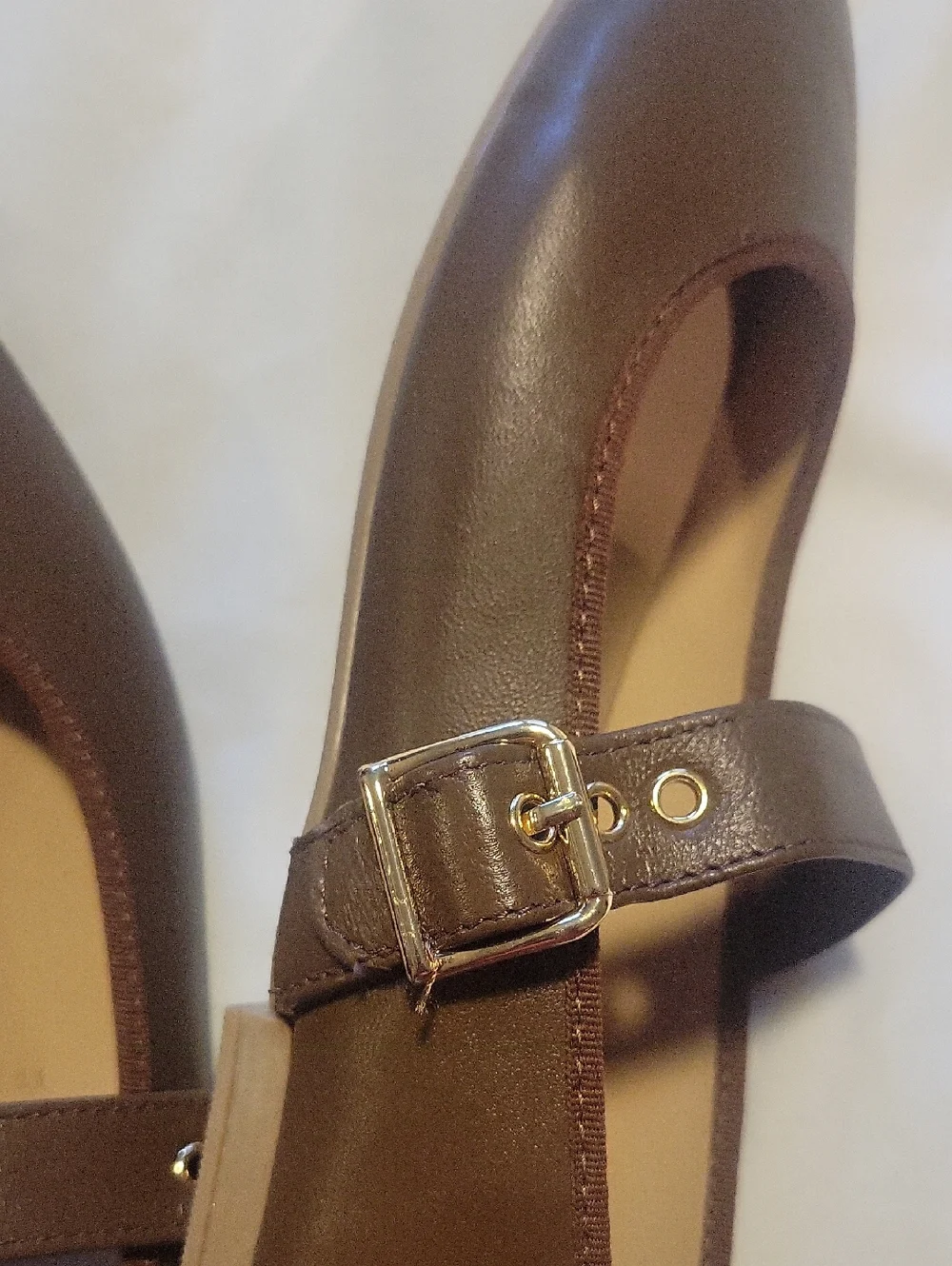 Size 7 Italian Shoemakers Brown Mary Jane Flats with Gold Logo - Picture 5 of 7